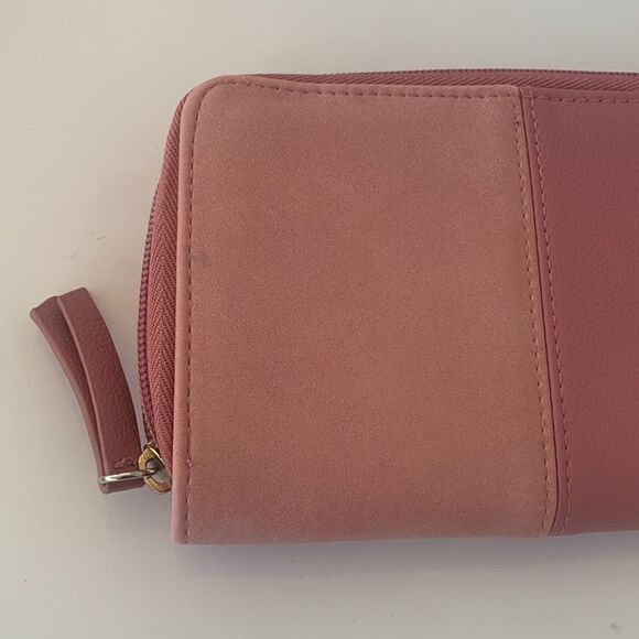 Jessica Simpson Pink Wallet Wristlet Gold Studs Holds 21 Cards - Picture 6 of 9